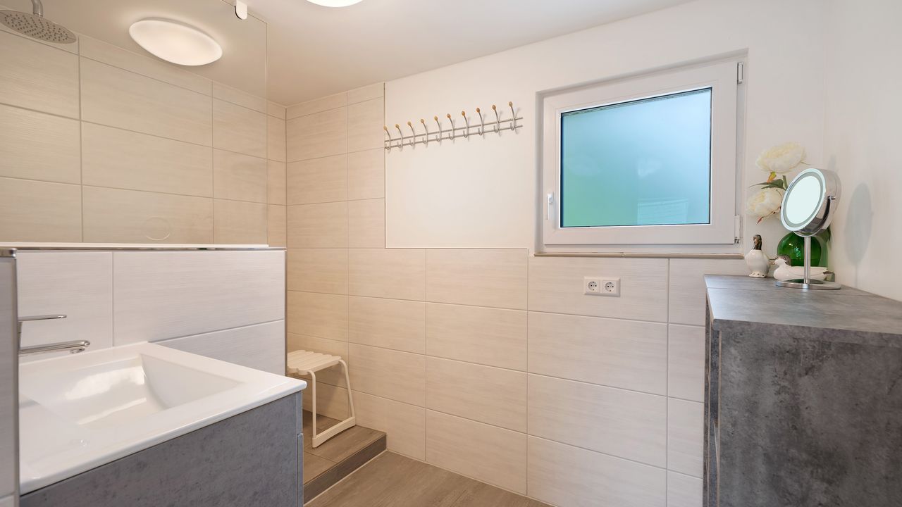 INSIDE, BATHROOM INSIDE, BATHROOM